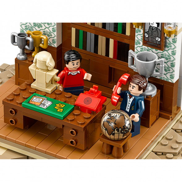 Конструктор LEGO Коллекционные наборы 76052 Логово Бэтмена в Екатеринбурге