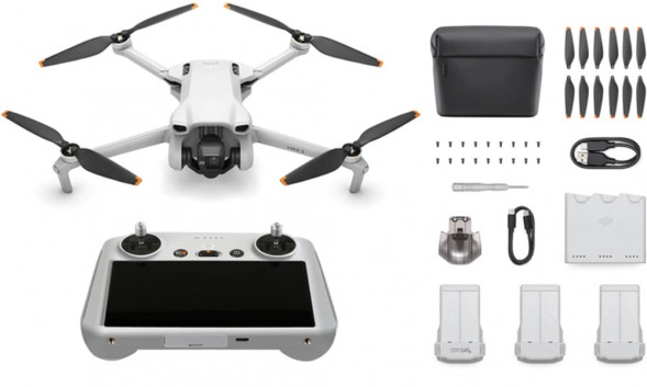 Квадрокоптер DJI Mini 3 Fly More Combo Plus (DJI RC) в Екатеринбурге