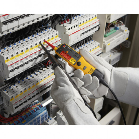 Тестер напряжения/целостности Fluke T110 в Екатеринбурге