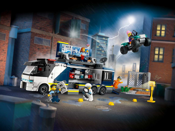 Конструктор LEGO City 60418 Полицейский грузовик криминалистической лаборатории в Екатеринбурге