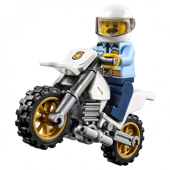 Конструктор LEGO City Police 60137 Побег на буксировщике в Екатеринбурге