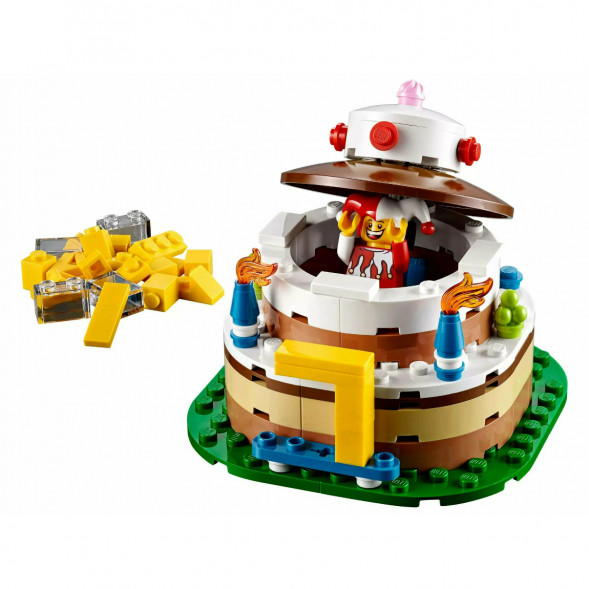 Конструктор LEGO Seasonal 40153 Торт на День Рождения в Екатеринбурге