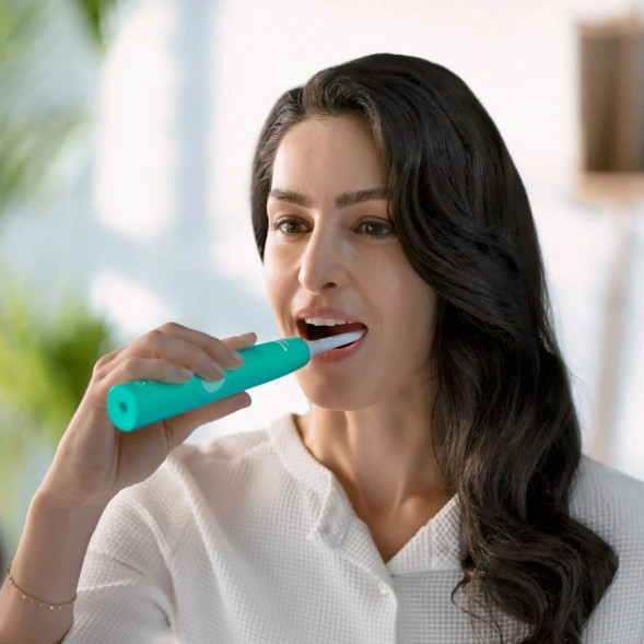 Электрическая зубная щетка Philips HX3689/43 Series 4100 в Екатеринбурге