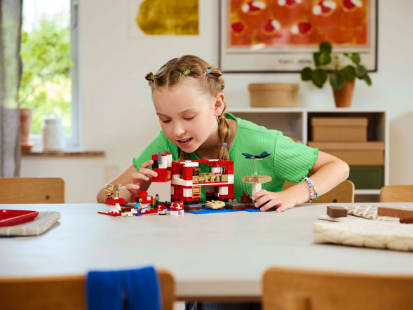 Конструктор LEGO Minecraft 21270 Грибной дом в Екатеринбурге
