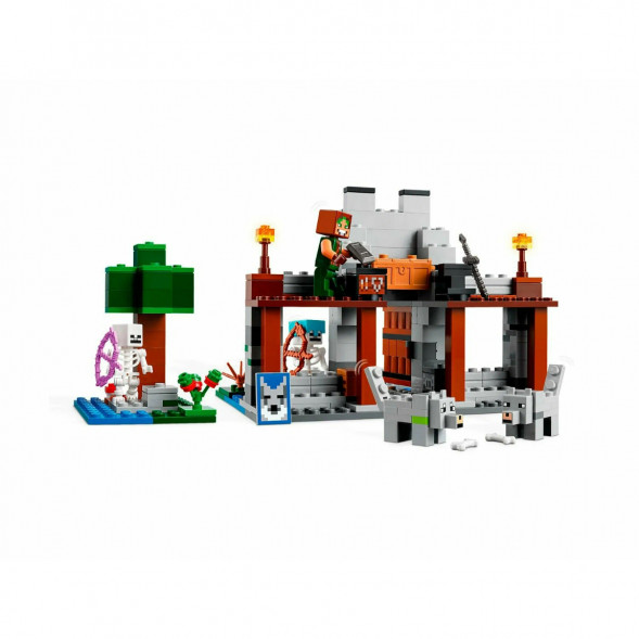 Конструктор LEGO Minecraft 21261 Волчья крепость в Екатеринбурге