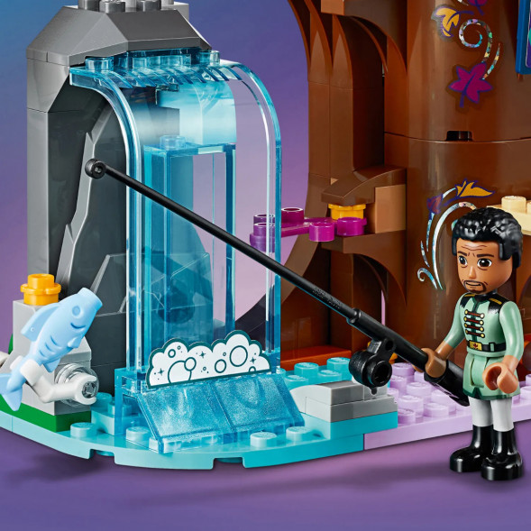 Конструктор LEGO Disney Frozen 41164 Заколдованный домик на дереве в Екатеринбурге